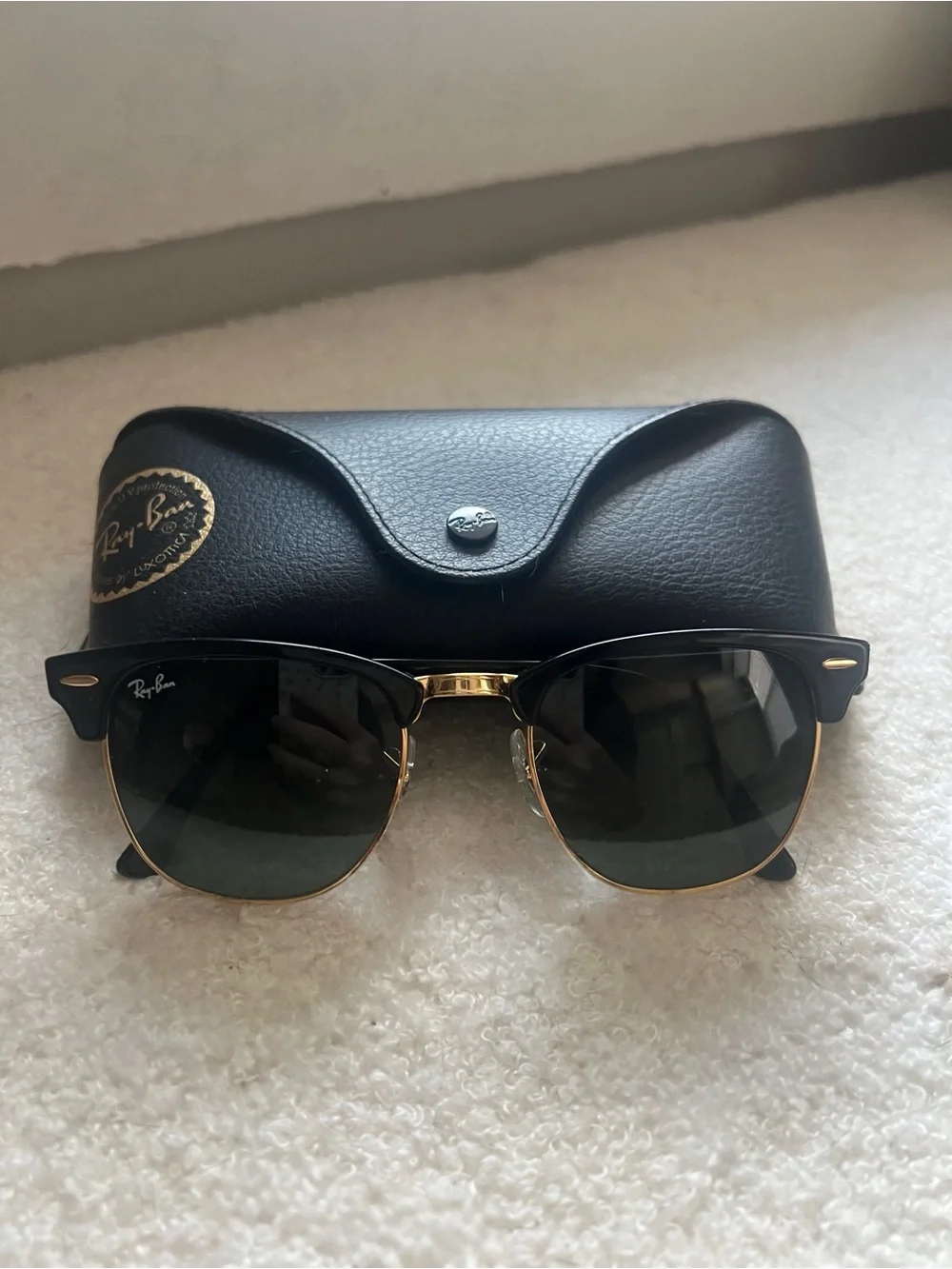 Ray-Ban Black and Gold Clubmaster Sunglasses with Dark Green Lenses